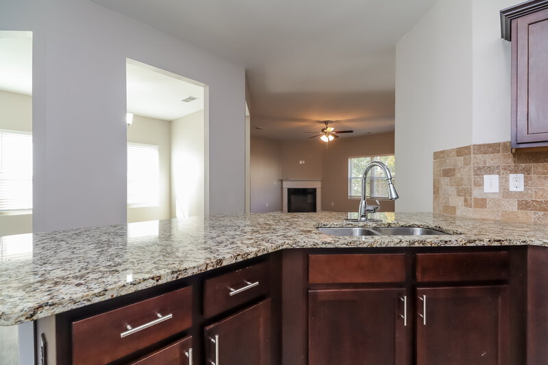 3,500/Mo, 1069 Lear Dr Locust Grove, GA 30248 Kitchen View 2