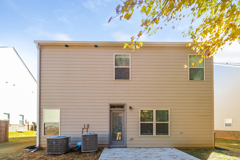 3,500/Mo, 1069 Lear Dr Locust Grove, GA 30248 Rear View 2