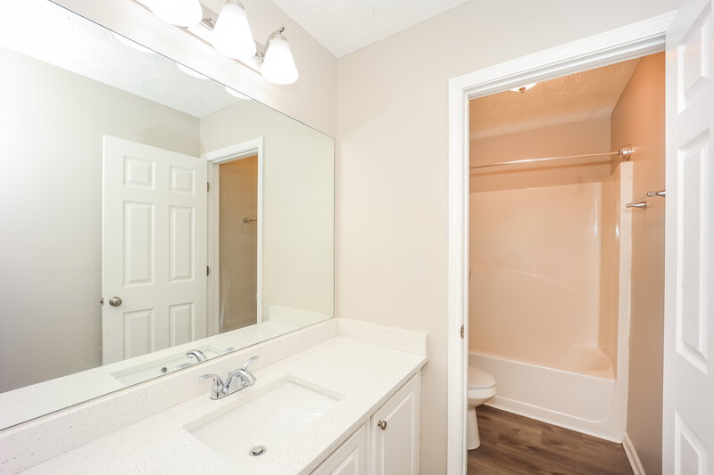 2,350/Mo, 8308 Milam Loop Fairburn, GA 30213 Bathroom View