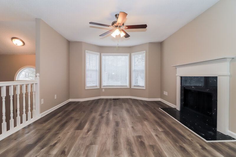 2,500/Mo, 106 Ivy Mill Way Dallas, GA 30157 Living Room View