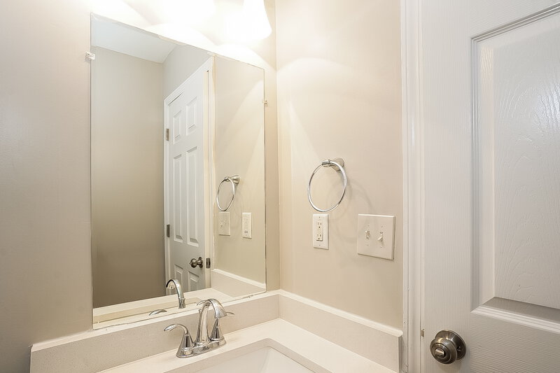 2,055/Mo, 65 Titleist Ct Newnan, GA 30265 Bathroom View