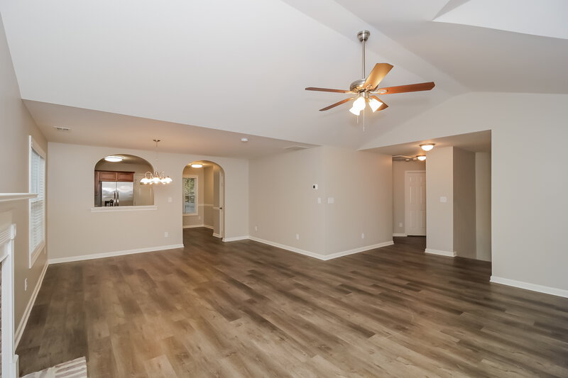 2,618/Mo, 1925 Ripple Creek Ct SW Marietta, GA 30060 Living Room View