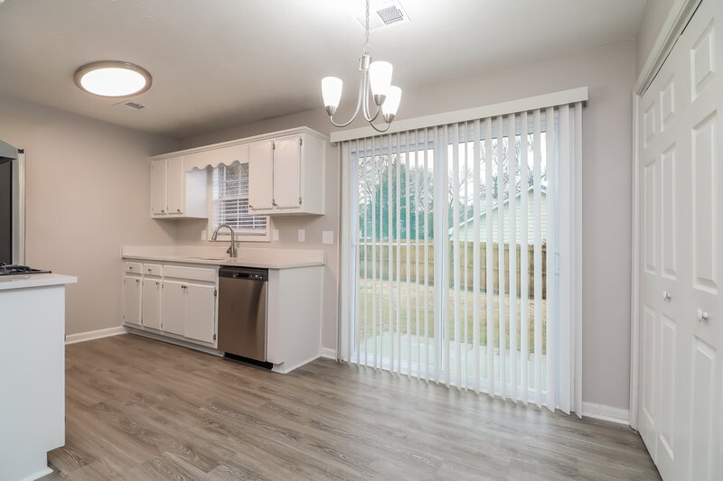 2,440/Mo, 1116 Whisper Wind Dr McDonough, GA 30253 Dining Room View