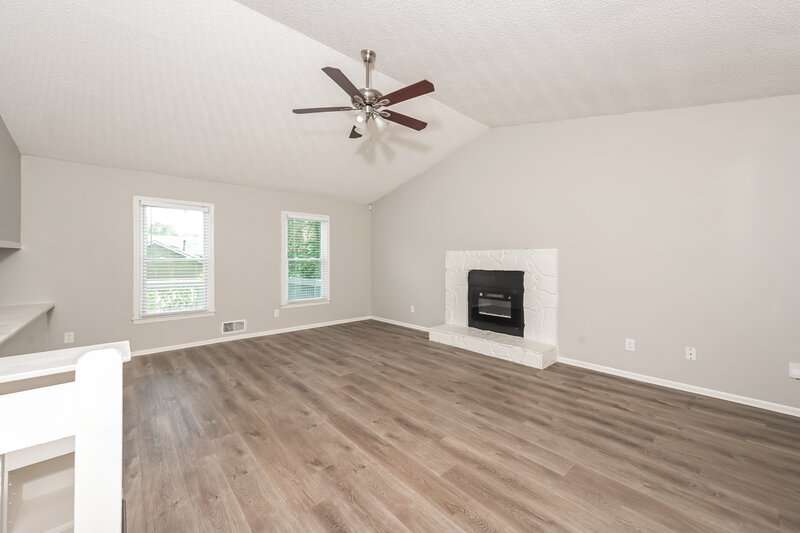 2,215/Mo, 649 Edwards Ct Sugar Hill, GA 30518 Living Room View