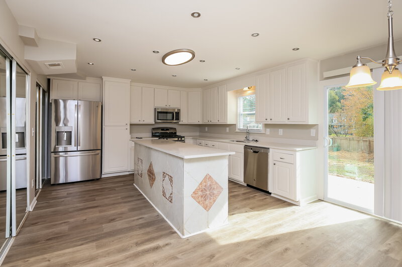 2,920/Mo, 649 Edwards Ct Sugar Hill, GA 30518 Kitchen View