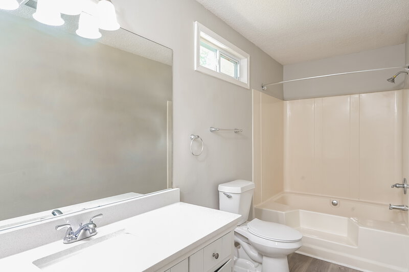 2,215/Mo, 649 Edwards Ct Sugar Hill, GA 30518 Bathroom View
