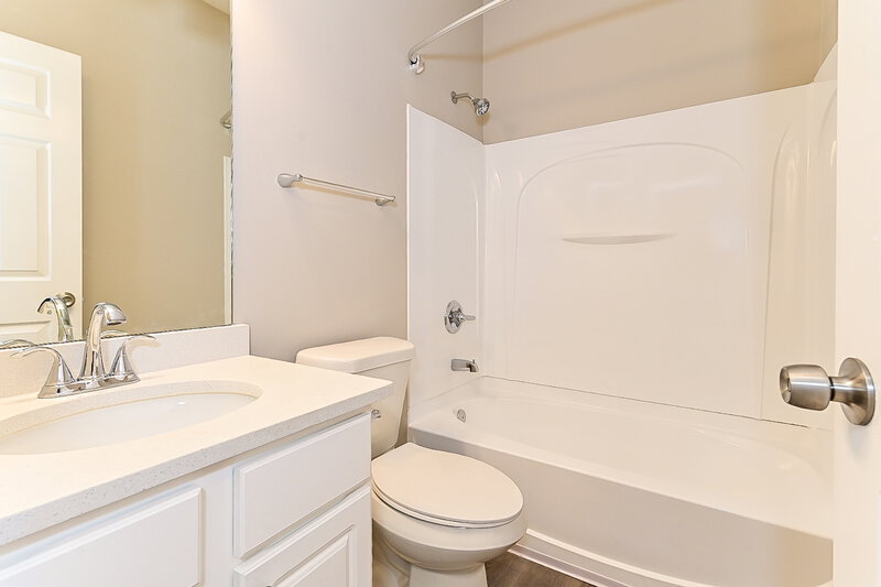 1,770/Mo, 1253 Winwood Dr McDonough, GA 30253 Bathroom View