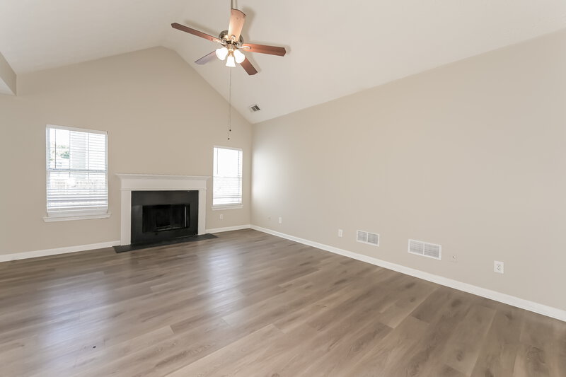 2,175/Mo, 2167 Mulberry Ln Lithonia, GA 30058 Living Room View