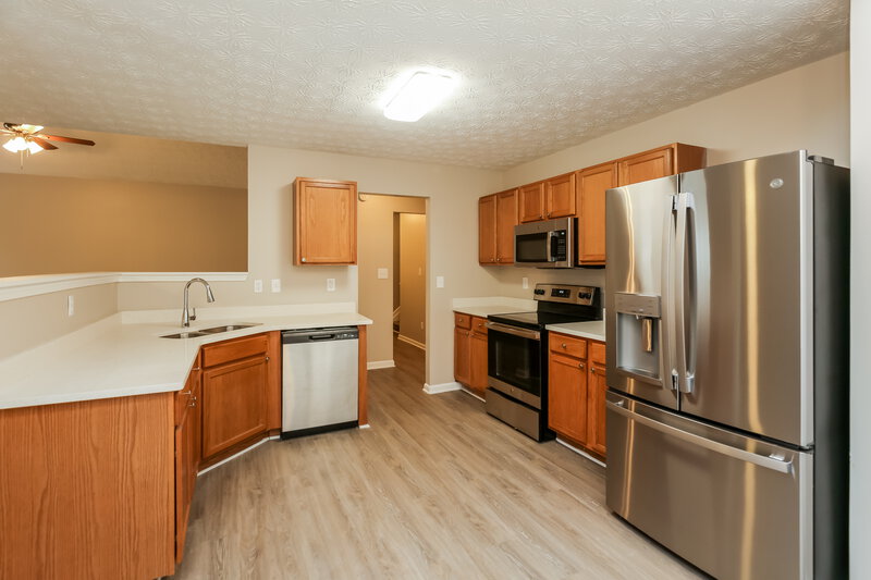 3,110/Mo, 2167 Mulberry Ln Lithonia, GA 30058 Kitchen View
