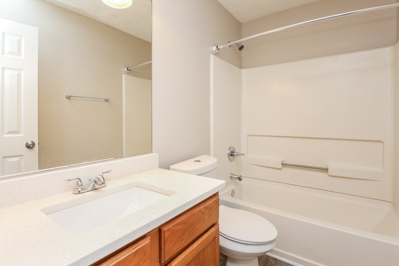 3,110/Mo, 2167 Mulberry Ln Lithonia, GA 30058 Bathroom View