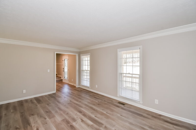 2,800/Mo, 5369 Britton Dr Villa Rica, GA 30180 Living Room View 2