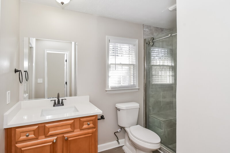 2,800/Mo, 5369 Britton Dr Villa Rica, GA 30180 Main Bathroom View