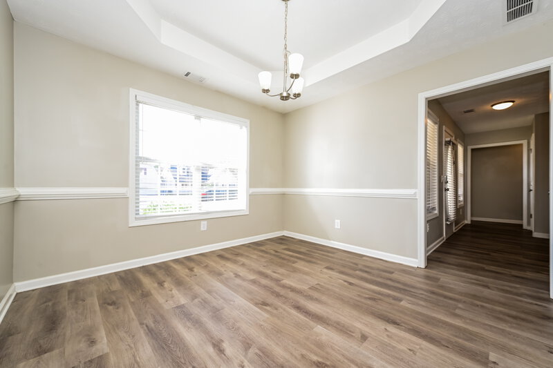 1,800/Mo, 100 Princeton Ct Covington, GA 30016 Dining Room View