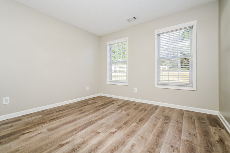 1,800/Mo, 100 Princeton Ct Covington, GA 30016 Bedroom View 3