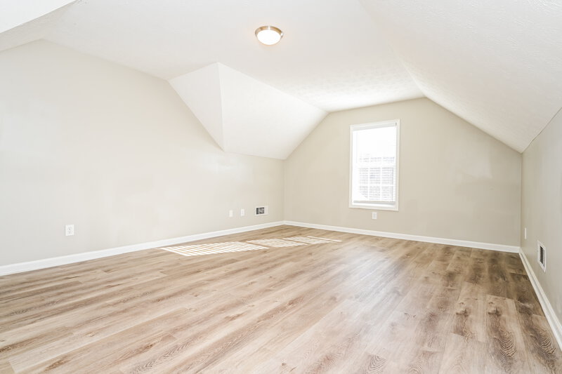 1,800/Mo, 100 Princeton Ct Covington, GA 30016 Bedroom View 4