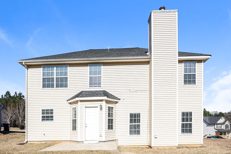 2,165/Mo, 4226 Kensington Cv Atlanta, GA 30349 Rear View