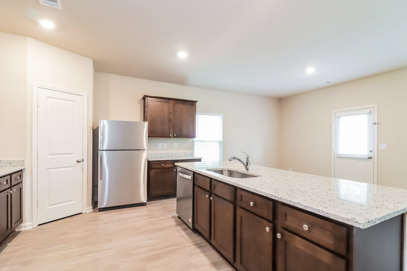 2,148/Mo, 116 Oliver Drive Locust Grove, GA 30248 Kitchen View