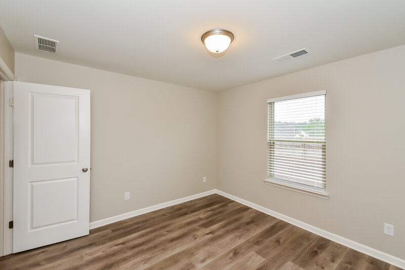 0/Mo, 7083 Creeksong Dr Douglasville, GA 30134 Misc View 13