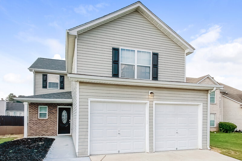 2,155/Mo, 1972 Bernie Way Hampton, GA 30228 External View