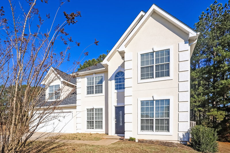 2,315/Mo, 7855 Clearview Cir Riverdale, GA 30296 Front View