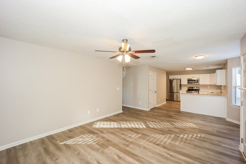0/Mo, 4313 Ward Bluff Ct Ellenwood, GA 30294 Living Room View 3
