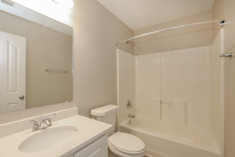 2,470/Mo, 480 Haven Ridge Dr Stockbridge, GA 30281 Bathroom View