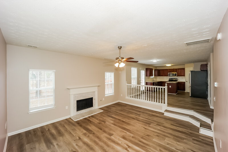 3,280/Mo, 193 Fashion Xing McDonough, GA 30252 Living Room View 2