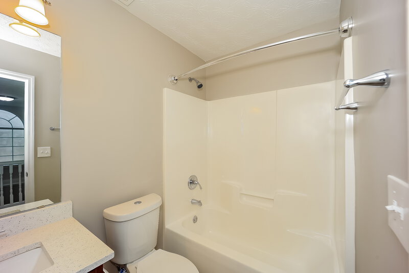 3,280/Mo, 193 Fashion Xing McDonough, GA 30252 Bathroom View