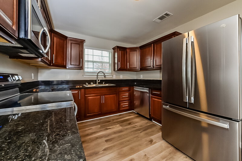 2,090/Mo, 3360 Waggoner Ln Rex, GA 30273 Kitchen View