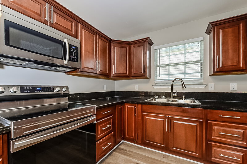 2,090/Mo, 3360 Waggoner Ln Rex, GA 30273 Kitchen View 2