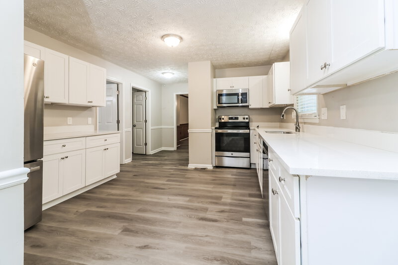 2,280/Mo, 2306 Brafton Ct NW Acworth, GA 30101 Kitchen View 2