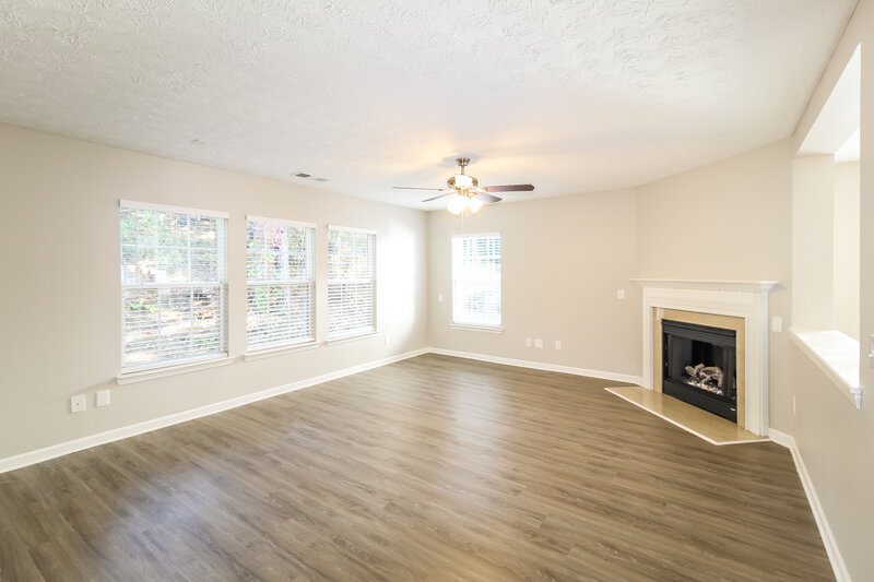3,940/Mo, 607 Leaflet Ives Trl Lawrenceville, GA 30045 Living Room View