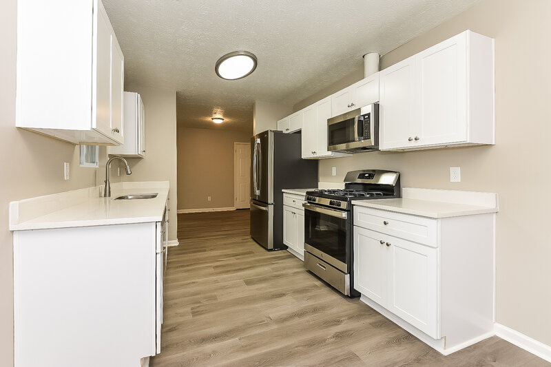 2,020/Mo, 10255 Piney Ridge Walk Alpharetta, GA 30022 Kitchen View 2