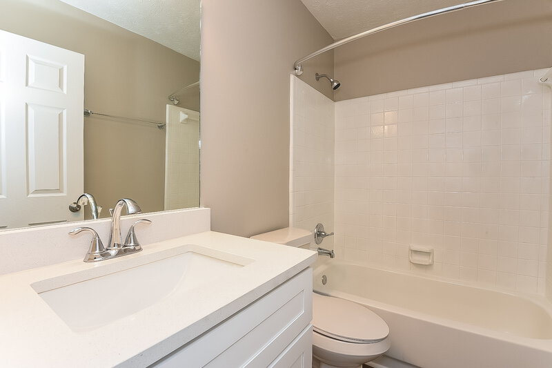 2,020/Mo, 10255 Piney Ridge Walk Alpharetta, GA 30022 Bathroom View 2