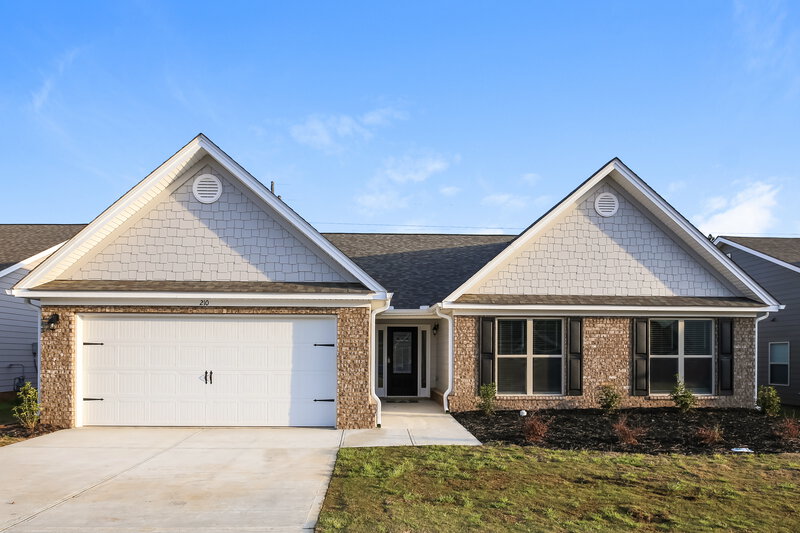2,210/Mo, 210 Heartland Cir Winder, GA 30680 External View