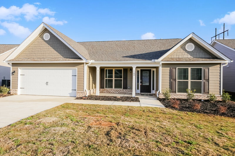 2,050/Mo, 184 Heartland Cir Unit 75 Winder, GA 30680 External View