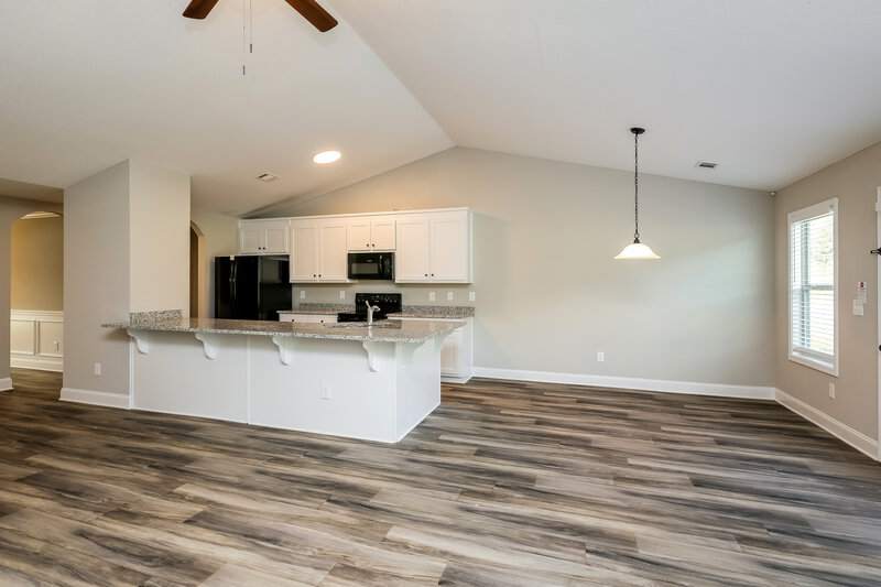 2,050/Mo, 184 Heartland Cir Unit 75 Winder, GA 30680 Breakfast Nook View