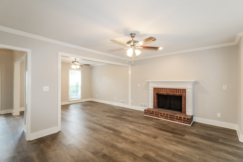 2,705/Mo, 2570 Broadmoor Ct Snellville, GA 30039 Living Room View