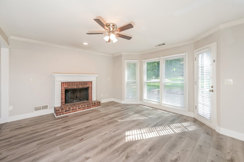 2,360/Mo, 2570 Broadmoor Ct Snellville, GA 30039 Family Room View