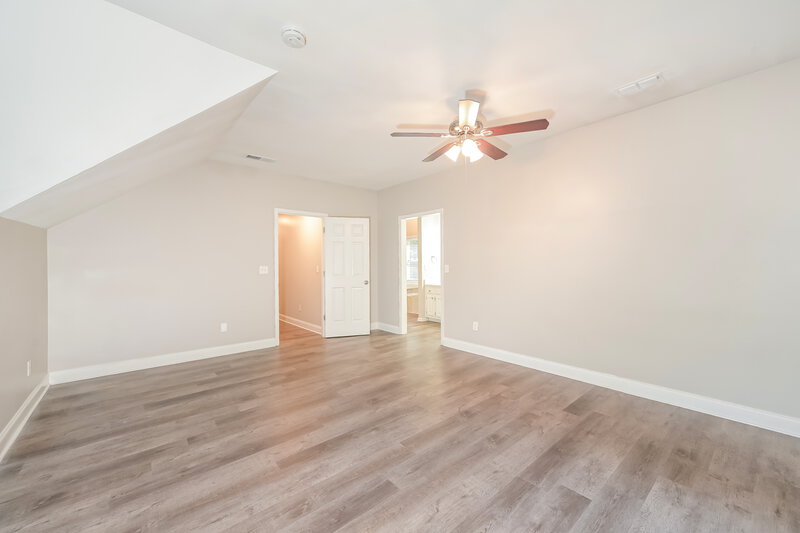 2,360/Mo, 2570 Broadmoor Ct Snellville, GA 30039 Main Bedroom View 2