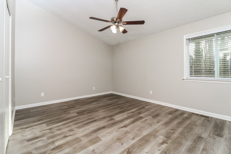 2,210/Mo, 5375 Olde Mill Dr NE Woodstock, GA 30188 Bedroom View