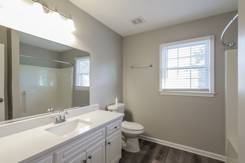 2,255/Mo, 700 Allens Landing Dr Lawrenceville, GA 30045 Bathroom View