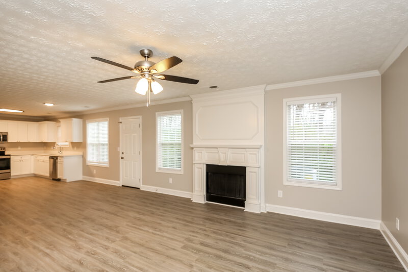 2,370/Mo, 710 Dellrose Trce McDonough, GA 30253 Living Room View 3