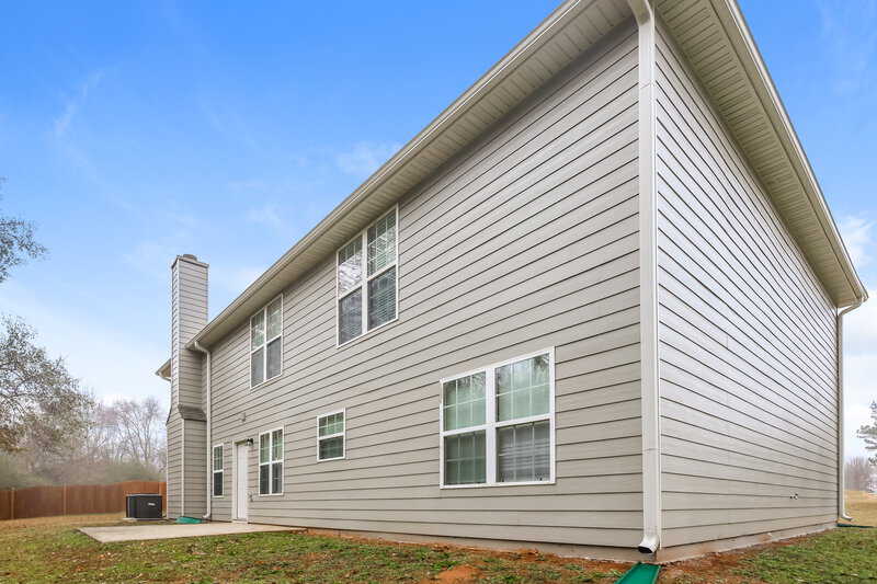 2,370/Mo, 710 Dellrose Trce McDonough, GA 30253 Rear View