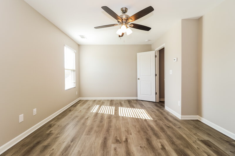 2,170/Mo, 129 Aberdeen Way Dallas, GA 30132 Main Bedroom View 2