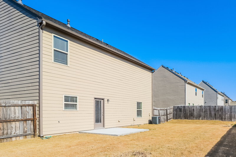 2,170/Mo, 129 Aberdeen Way Dallas, GA 30132 Rear View 2