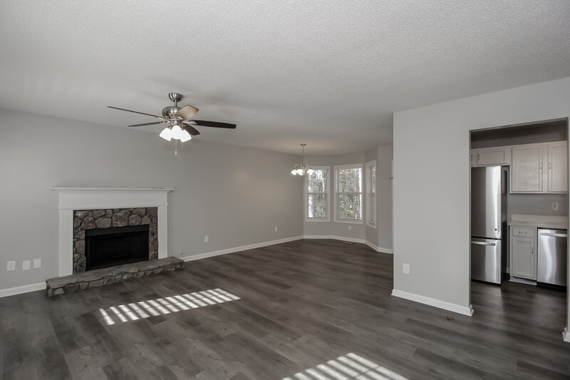 1,805/Mo, 434 Ivy Crest Dr Dallas, GA 30157 Living Room View