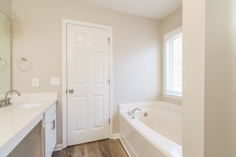 2,970/Mo, 3116 Baywood Ct Conyers, GA 30013 Main Bathroom View