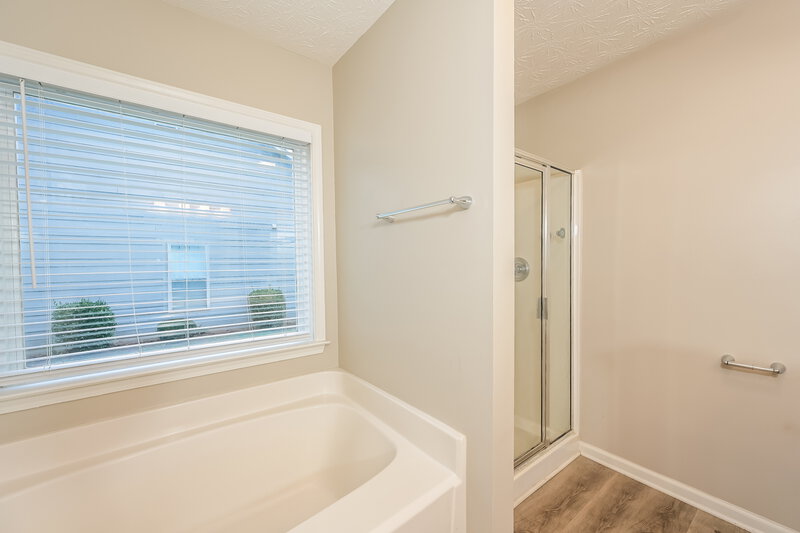 1,995/Mo, 3116 Baywood Ct Conyers, GA 30013 Main Bathroom View 2