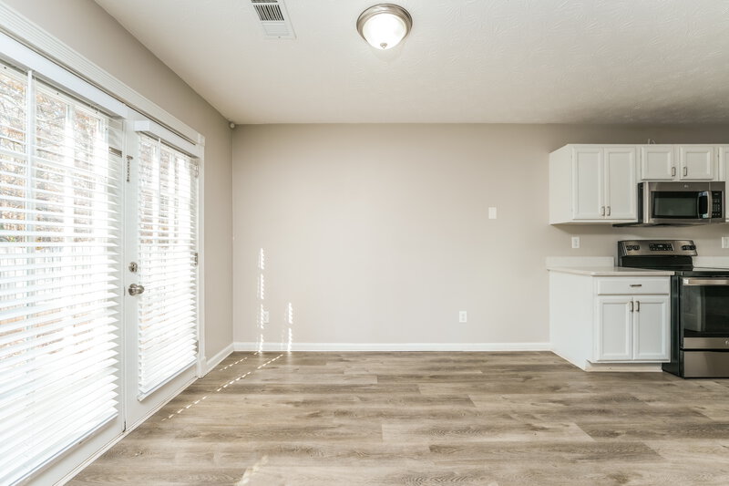 1,900/Mo, 731 Sugar Oak Ln Lawrenceville, GA 30043 Dining Room View